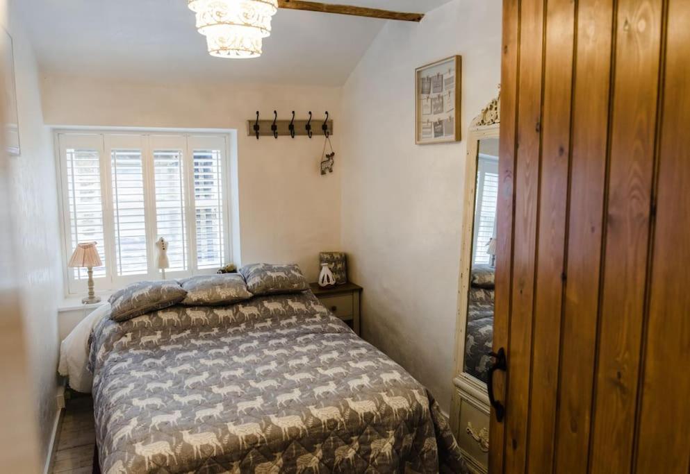 1800 Period Grade 2 Listed Cottage Addingham Екстер'єр фото